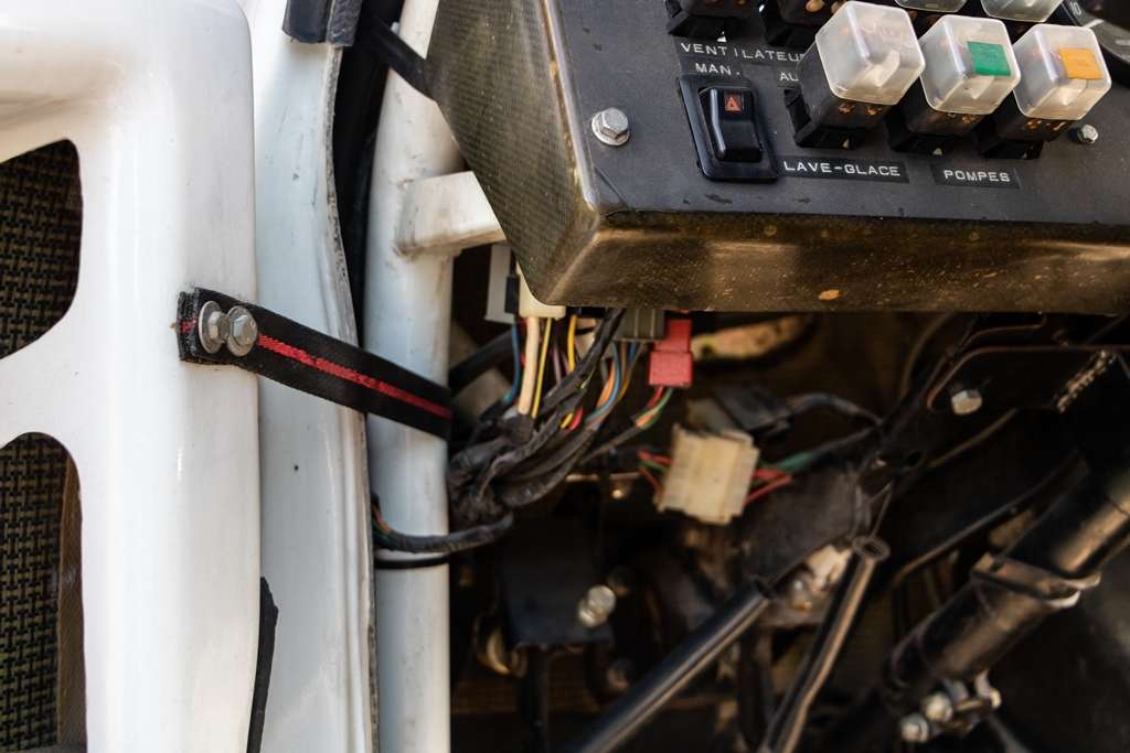 Mitsubishi Pajero 2,6 L Turbo Dakar ex. Kenjiro Shinozuka #309 250 ch — photo 75
