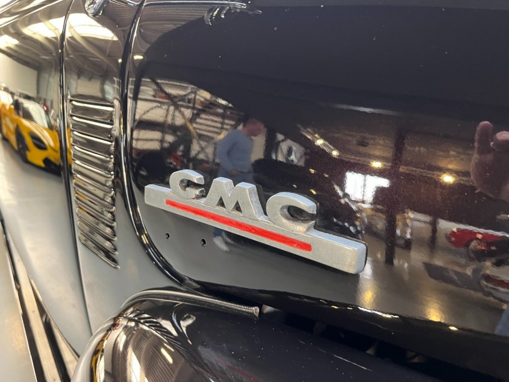 GMC 150 3,7l pick-up 3100 5 windows 100 ch — photo 9