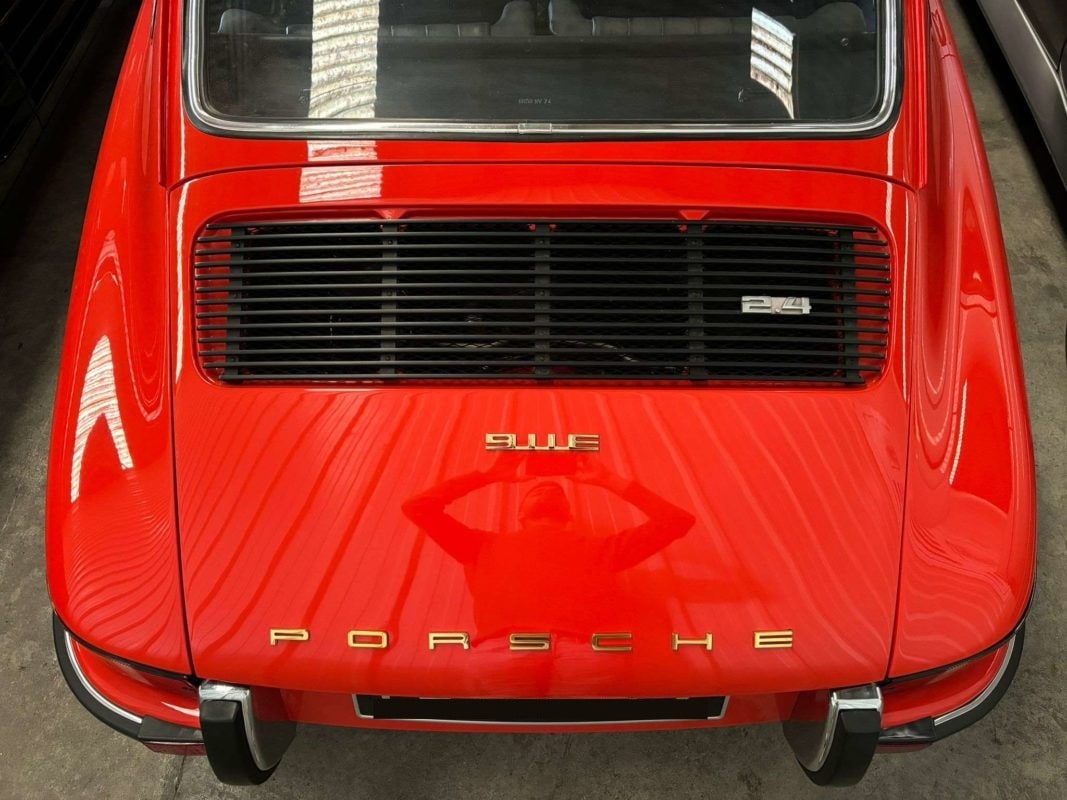 Porsche 911 2,4 L E 190 ch — photo 25