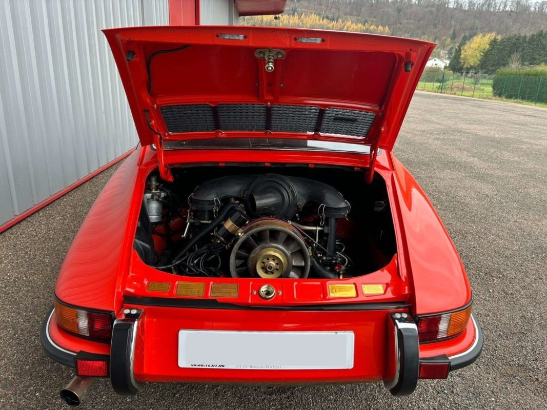 Porsche 911 2,4 L E 190 ch — photo 35