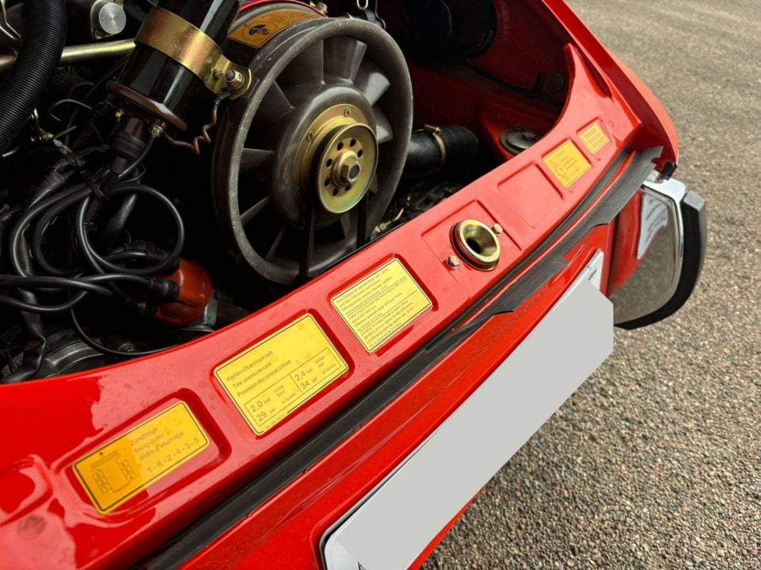 Porsche 911 2,4 L E 190 ch — photo 36