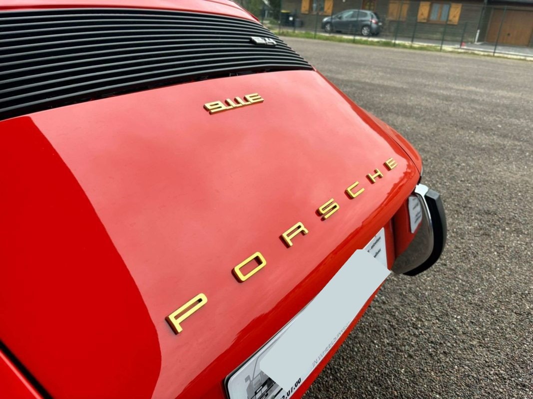 Porsche 911 2,4 L E 190 ch — photo 38