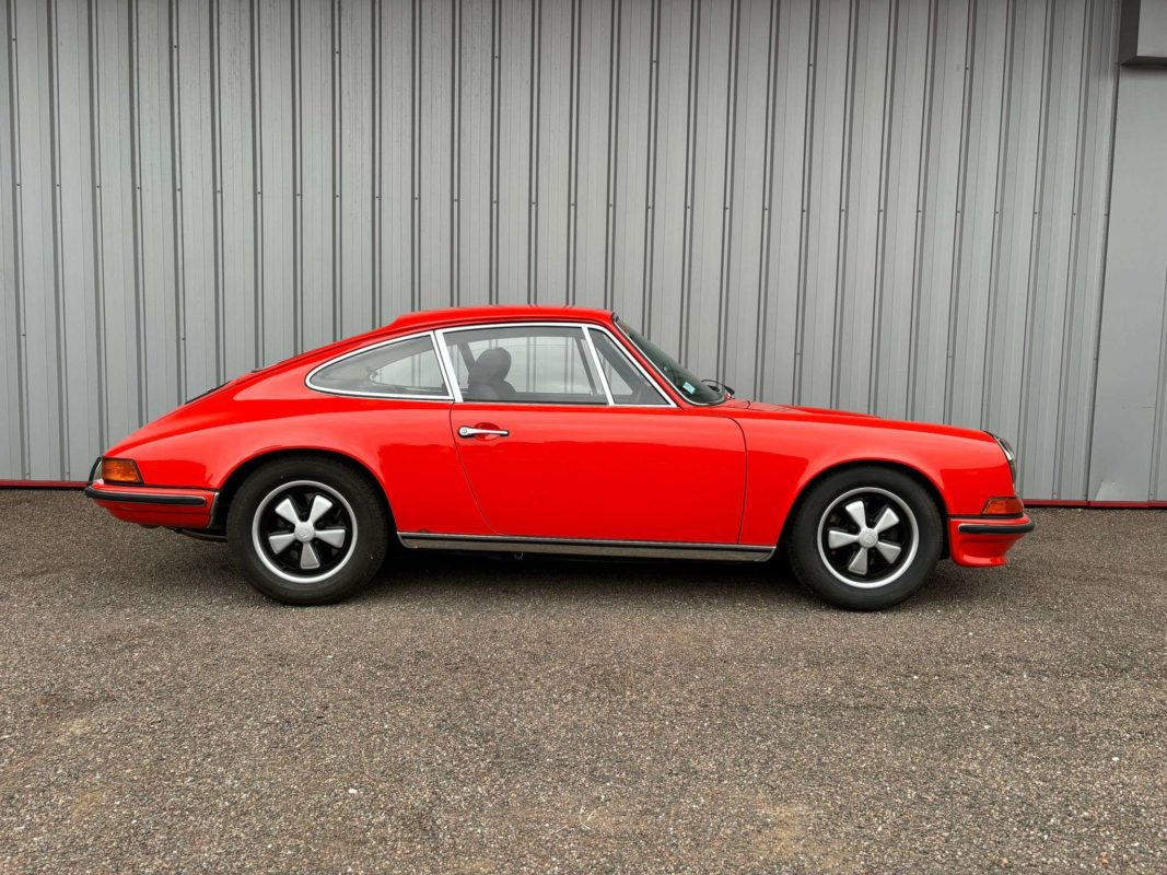 Porsche 911 2,4 L E 190 ch — photo 46