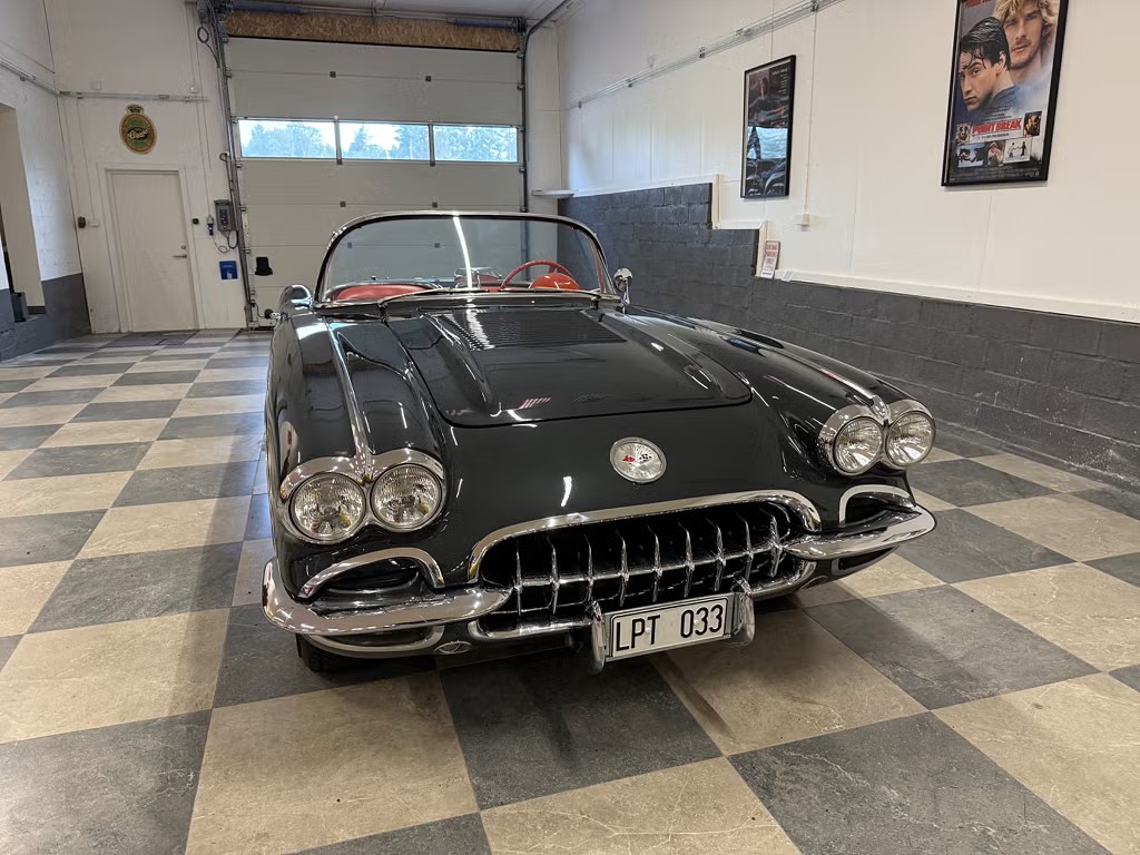 Chevrolet Corvette 4,6 V8 C1 283 245 ch — photo 4