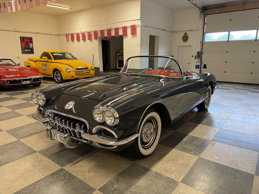 Chevrolet Corvette 4,6 V8 C1 283 245 ch — photo 6