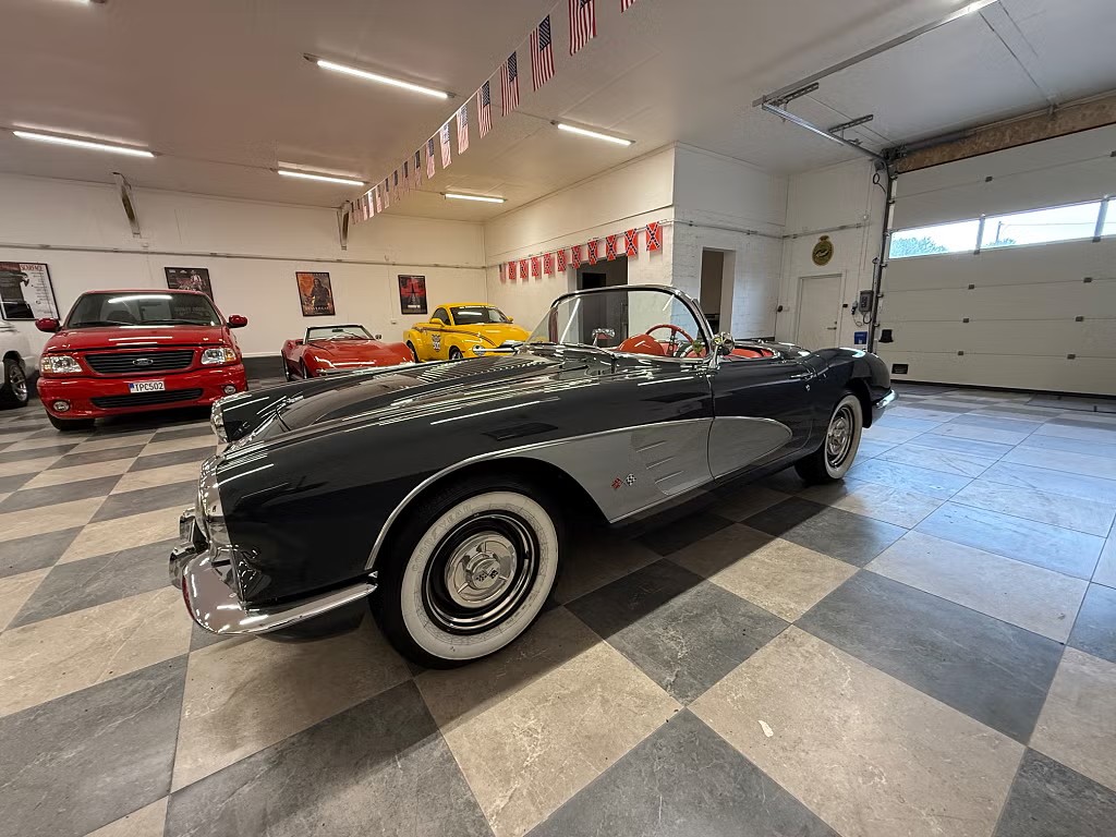 Chevrolet Corvette 4,6 V8 C1 283 245 ch — photo 7