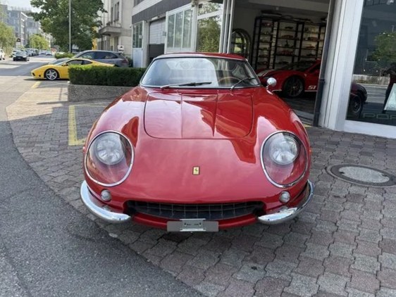 Ferrari 275 3,3 V12 GTB/4 300 ch — photo 3