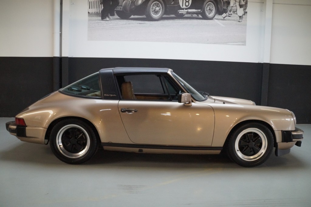 Porsche 911 3.0 SC Targa 204 ch — photo 4