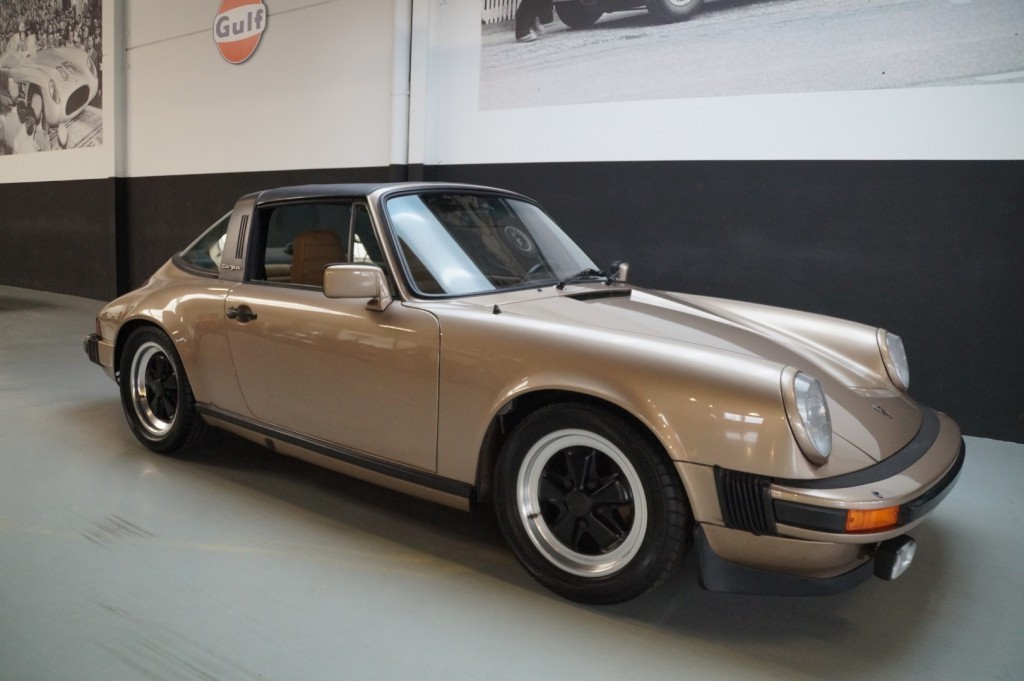 Porsche 911 3.0 SC Targa 204 ch — photo 5