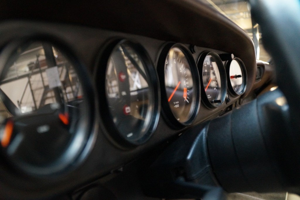 Porsche 911 3.0 SC Targa 204 ch — photo 10