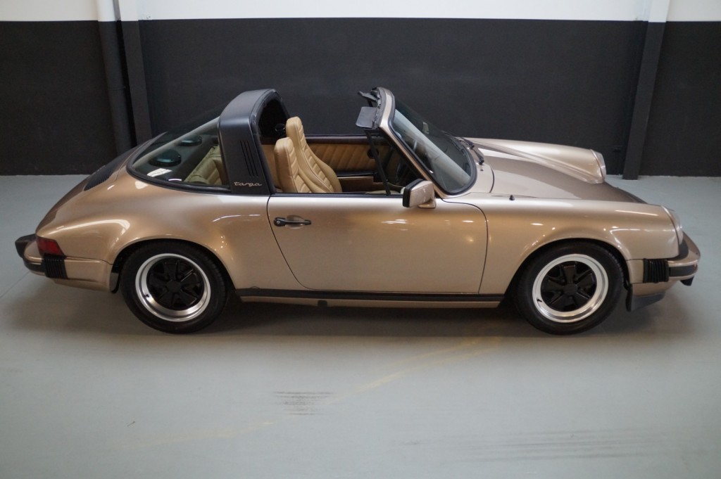 Porsche 911 3.0 SC Targa 204 ch — photo 30