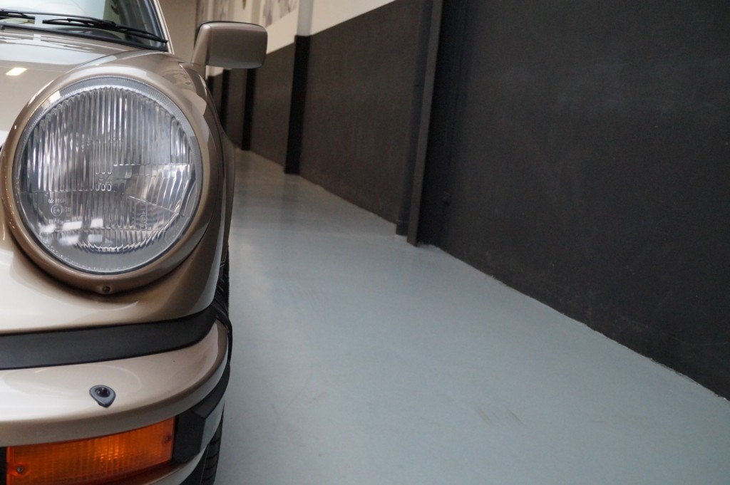 Porsche 911 3.0 SC Targa 204 ch — photo 51