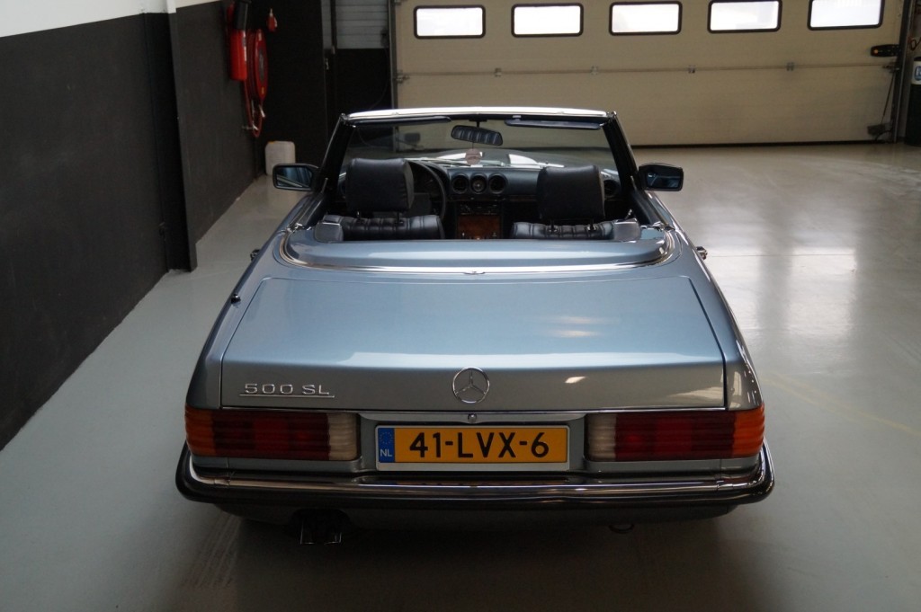 Mercedes-Benz 500 5,0 V8 SL R107 245 ch — photo 5