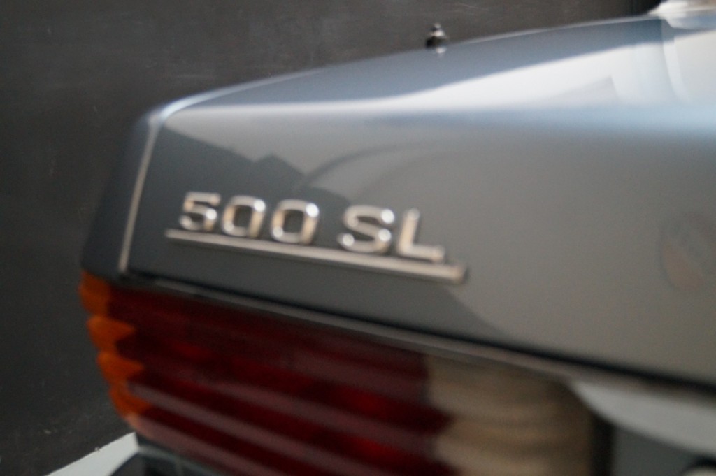 Mercedes-Benz 500 5,0 V8 SL R107 245 ch — photo 12