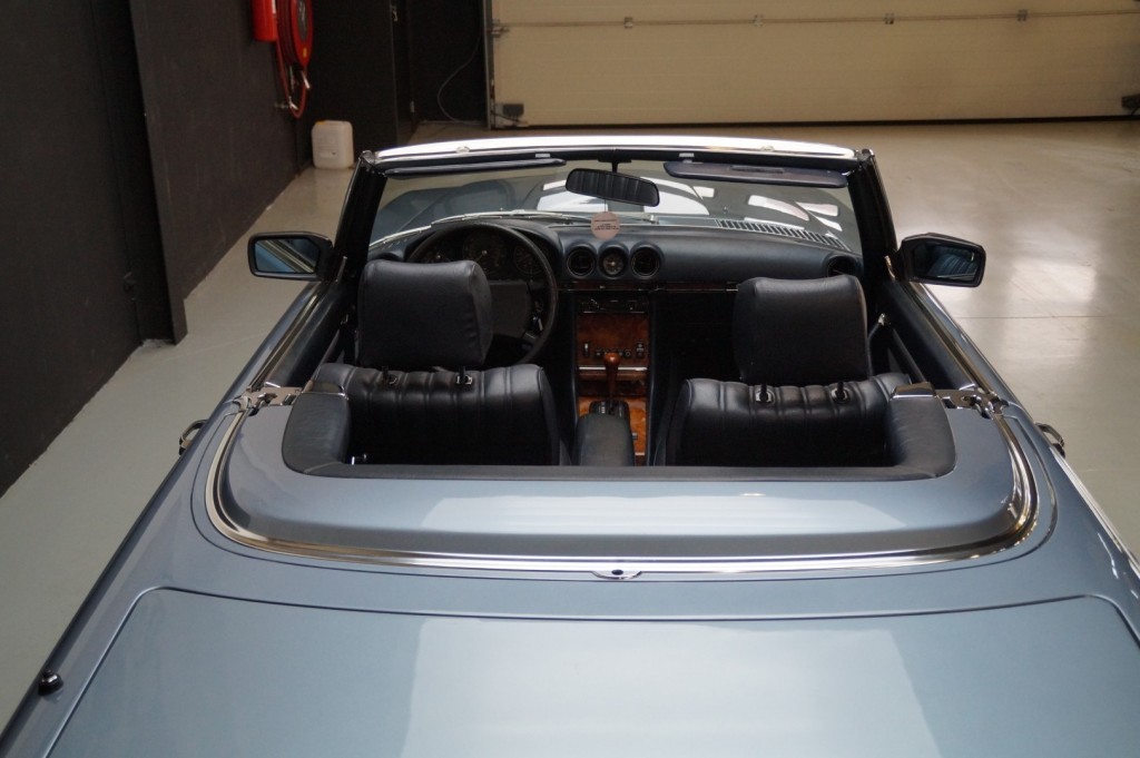 Mercedes-Benz 500 5,0 V8 SL R107 245 ch — photo 28