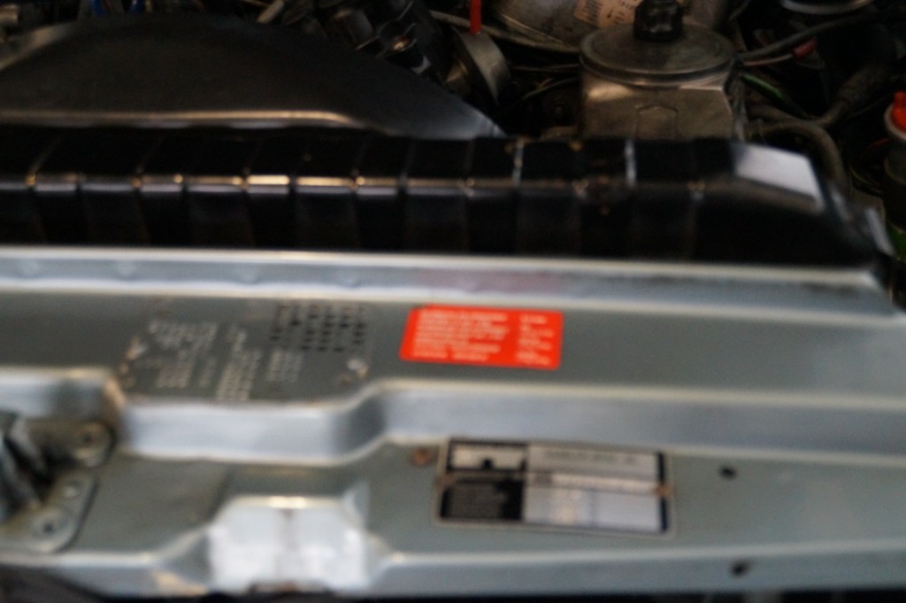 Mercedes-Benz 500 5,0 V8 SL R107 245 ch — photo 41